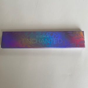 Sigma Enchanted 7 color palette